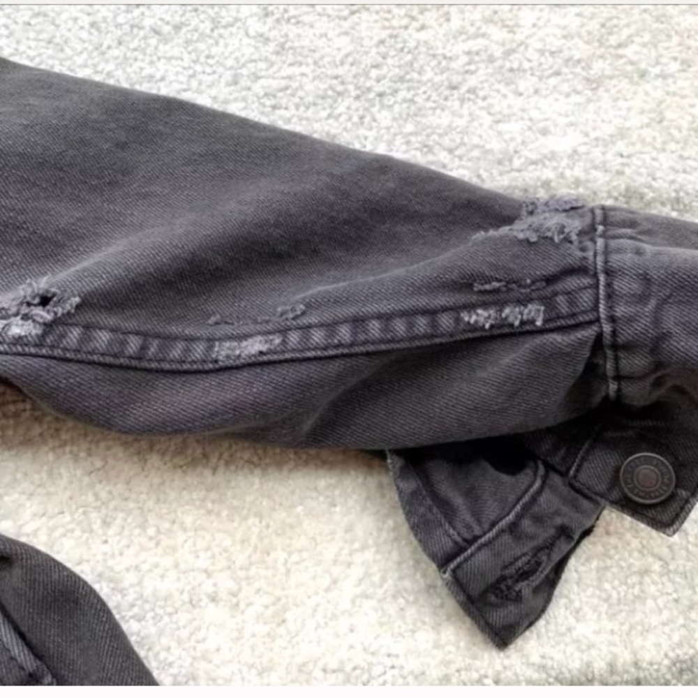 SOLD OUT . Boho Embroidered Floral Black Denim Jacket - Picture 7 of 8
